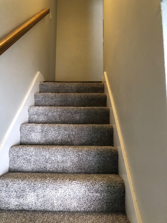 2149 Fleur De Lis Ct Unit 4, Arlington, TX 76012 - view of stairs