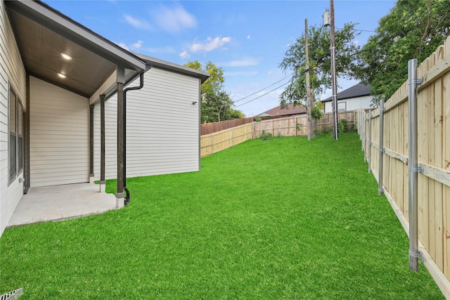 2508 Kool Ave, Dallas, TX 75241 - view of yard with a patio