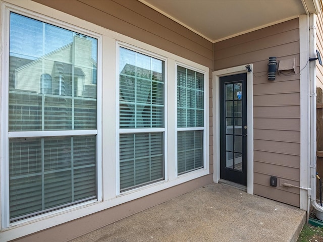 2500 Peargrove Cir, Arlington, TX 76006 - property entrance with a patio area