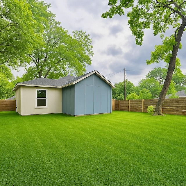 3801 Carpenter Ave, Dallas, TX 75210 - view of yard