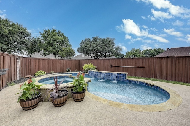 4205 English Ivy Dr, Mckinney, TX 75070 - view of swimming pool with a fenced backyard and an in-ground hot tub