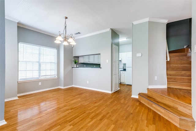 6000 Auburndale Ave Unit E, University Park, TX 75205 - empty room with stairway, a chandelier, crown molding, and light wood finished floors