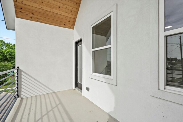 2534 Pennsylvania Ave, Dallas, TX 75215 - view of balcony