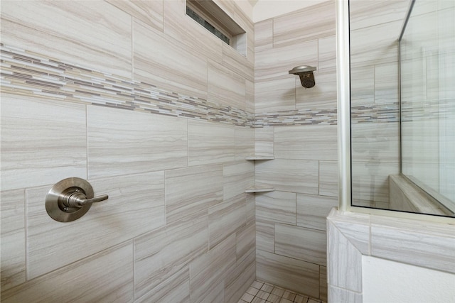 1100 Whisper Willows Dr, Fort Worth, TX 76052 - bathroom featuring a tile shower