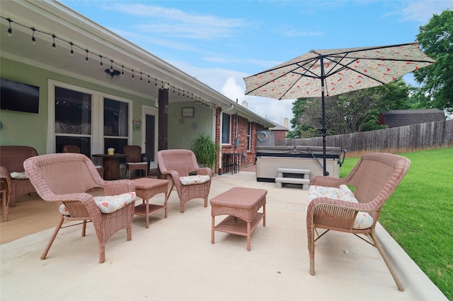 2630 Argyle Shore Dr, Rockwall, TX 75087 - view of patio / terrace featuring a hot tub