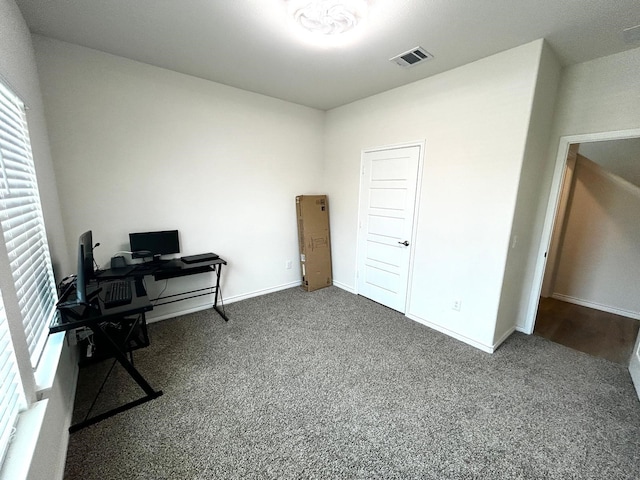 7425 Bledington Ln, Mckinney, TX 75071 - carpeted office with baseboards