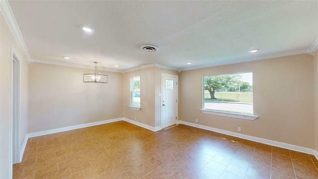 3201 Lakeland St, Fort Worth, TX 76111 - unfurnished room with plenty of natural light, a chandelier, baseboards, recessed lighting, and crown molding