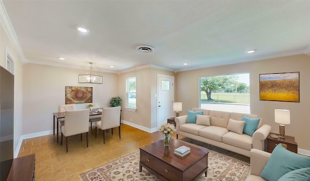 3201 Lakeland St, Fort Worth, TX 76111 - living area with plenty of natural light, baseboards, a chandelier, recessed lighting, and ornamental molding