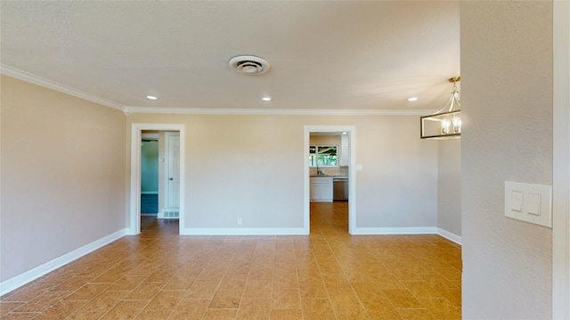 3201 Lakeland St, Fort Worth, TX 76111 - empty room with recessed lighting, ornamental molding, and baseboards
