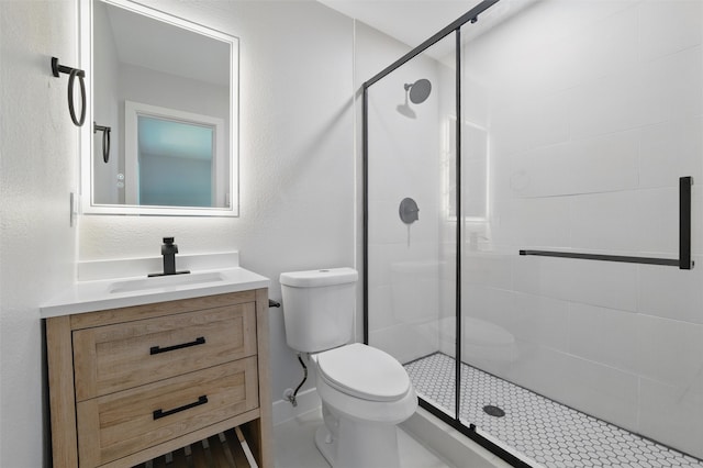 742 Chalk Hill Ln, Desoto, TX 75115 - full bath featuring toilet, a stall shower, and vanity