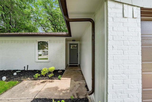 742 Chalk Hill Ln, Desoto, TX 75115 - property entrance featuring brick siding