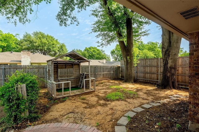 4509 Trowbridge Dr, Arlington, TX 76013 - view of fenced backyard