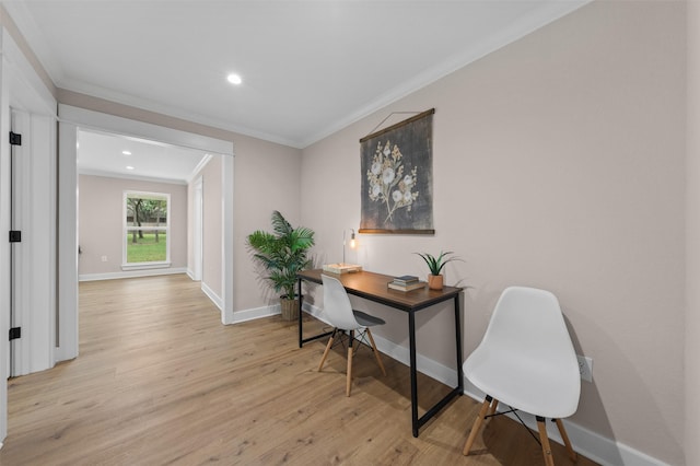 6701 Fish Pond Rd, Waco, TX 76710 - office area featuring crown molding, light wood-style flooring, baseboards, and recessed lighting