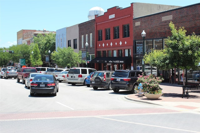 812 Baker St, Mckinney, TX 75069 - view of commercial property with uncovered parking