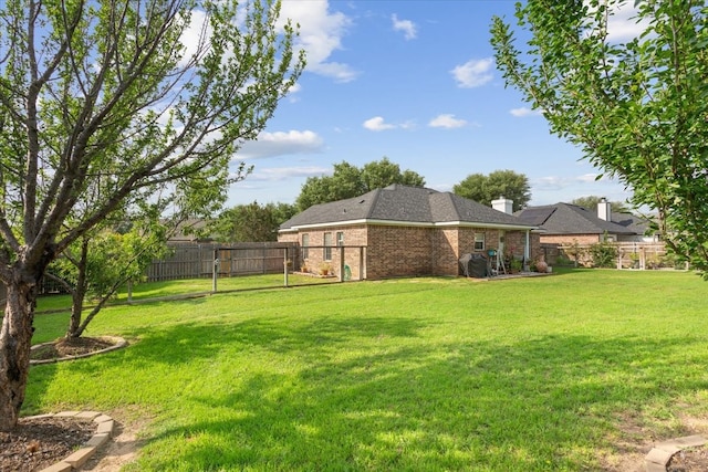 10285 Peony Ln, Waco, TX 76708 - view of yard