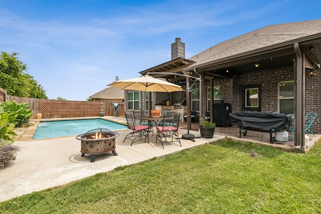 7745 Northumberland Dr, Fort Worth, TX 76179 - view of pool with a fire pit and a patio area