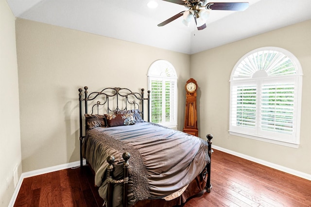 620 Timber Creek Cir, Stephenville, TX 76401 - bedroom with hardwood / wood-style floors, lofted ceiling, baseboards, ceiling fan, and recessed lighting