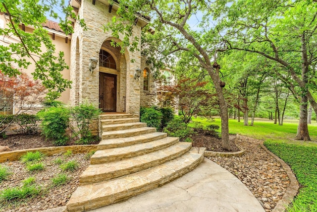 620 Timber Creek Cir, Stephenville, TX 76401 - entrance to property with stone siding