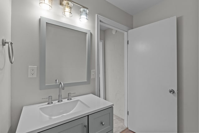 560 N Cardinal Rd, Reno, TX 76020 - bathroom with vanity