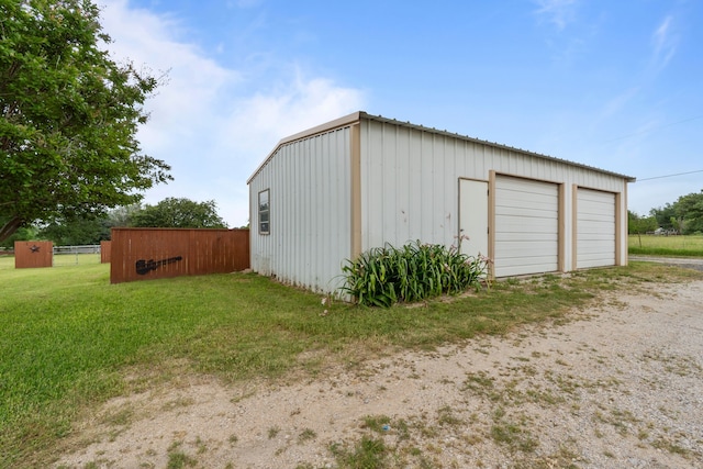 560 N Cardinal Rd, Reno, TX 76020 - view of outbuilding with an outbuilding