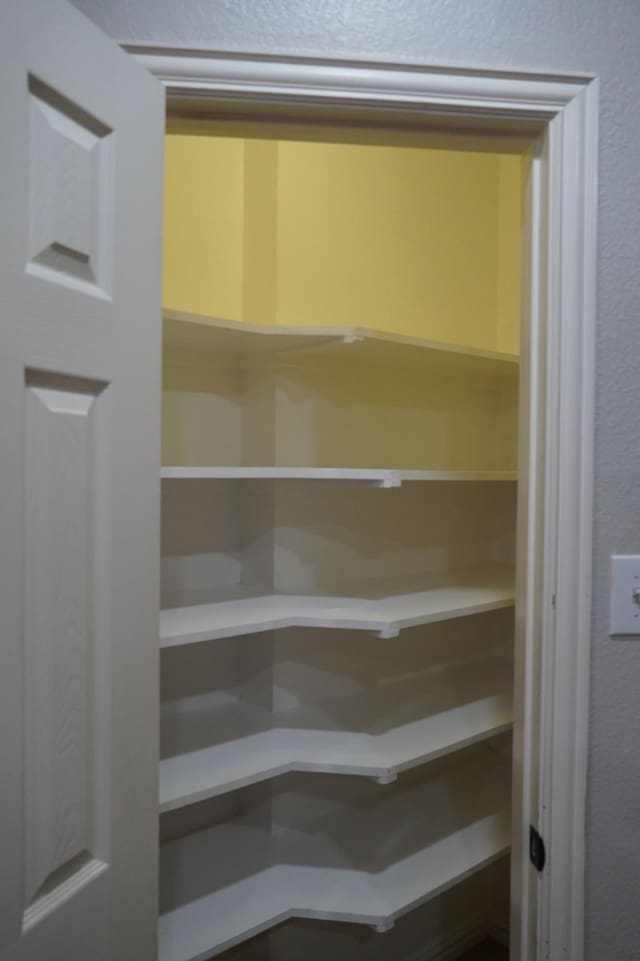 1136 Philip Dr, Allen, TX 75013 - view of pantry