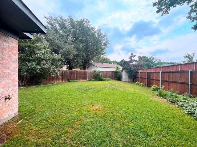 922 Mustang Dr, Allen, TX 75002 - view of yard
