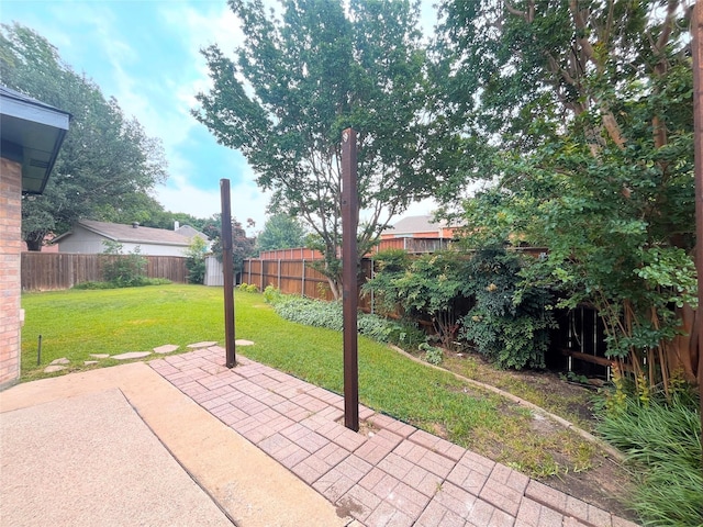 922 Mustang Dr, Allen, TX 75002 - view of patio / terrace