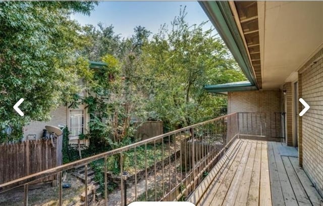 982 S Weatherred Dr Unit B, Richardson, TX 75080 - view of balcony