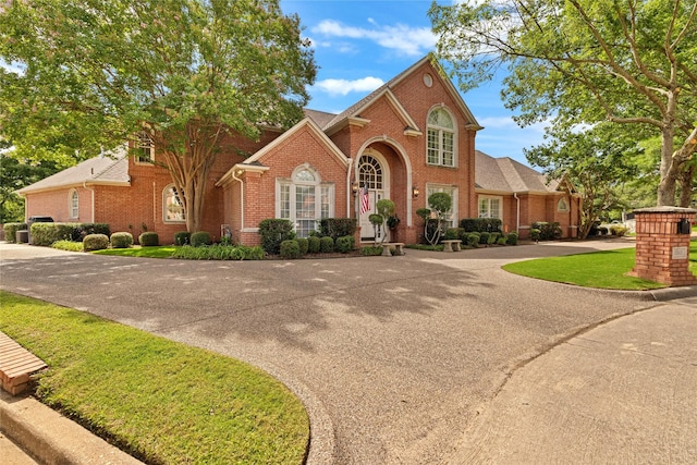 5503 Arch Bridge Ct, Arlington, TX 76017 - view of front of house featuring brick siding