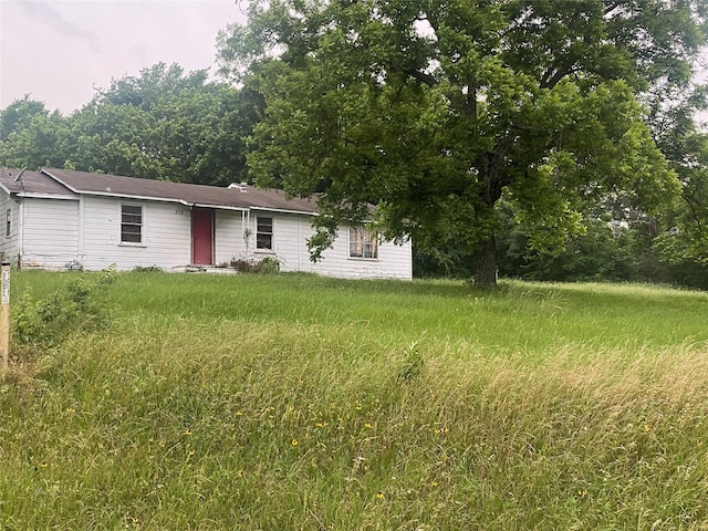 300 S Texas St, Emory, TX 75440 - view of back of house