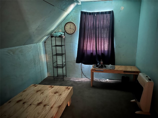 3052 Vz County Road 3810, Wills Point, TX 75169 - bedroom with vaulted ceiling
