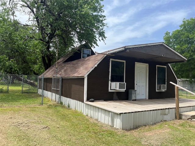 3052 Vz County Road 3810, Wills Point, TX 75169 - view of front of property with cooling unit and a deck