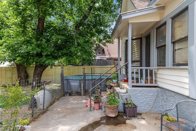 517 W College Ave, Coleman, TX 76834 - view of patio / terrace with a fenced backyard