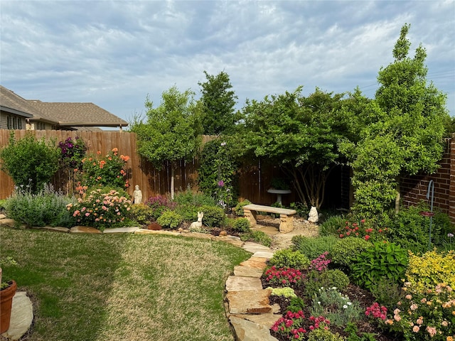 821 Mildren Ln, Fate, TX 75087 - view of yard