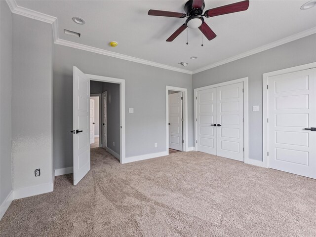 6223 Post Oak Ter, Fort Worth, TX 76112 - unfurnished bedroom featuring carpet flooring, ornamental molding, baseboards, a closet, and a ceiling fan