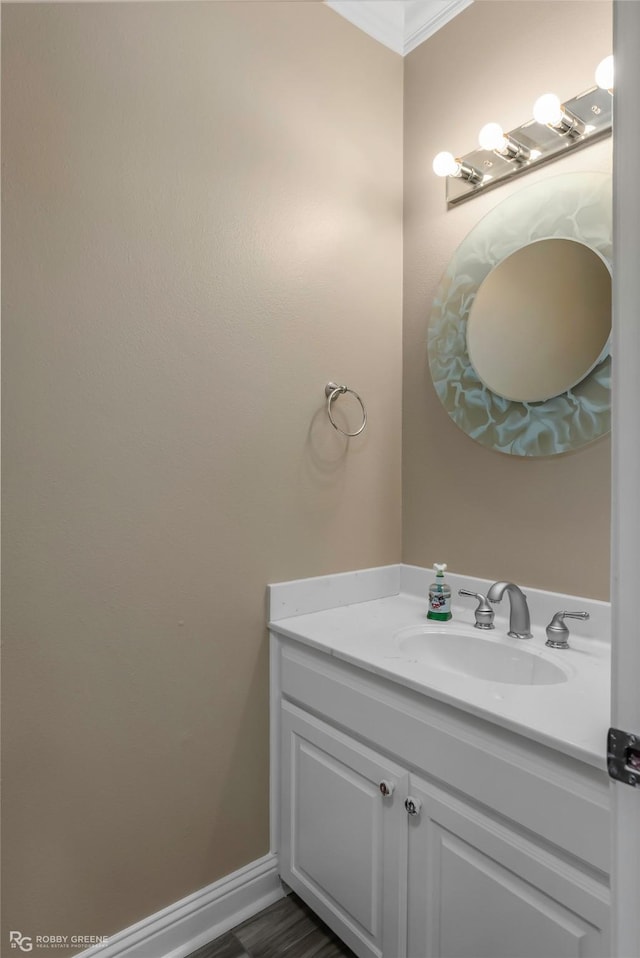 135 Oak Leaf Trl, Benton, LA 71006 - bathroom featuring vanity and ornamental molding