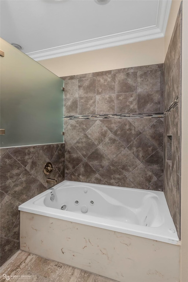 135 Oak Leaf Trl, Benton, LA 71006 - full bath featuring ornamental molding and a jetted tub