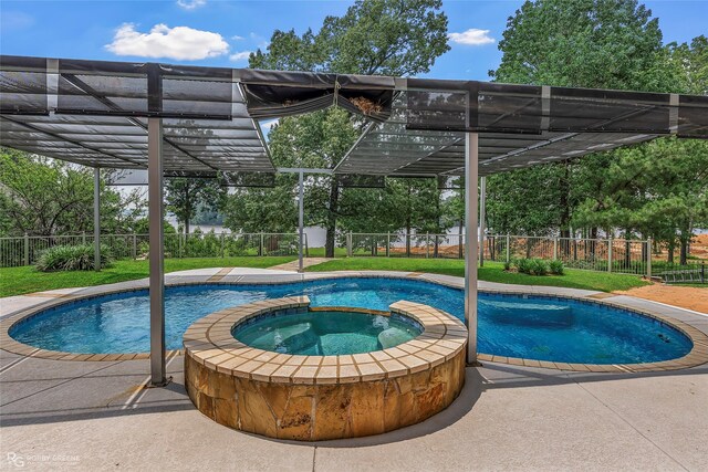 135 Oak Leaf Trl, Benton, LA 71006 - view of pool with a pool with connected hot tub and a fenced backyard