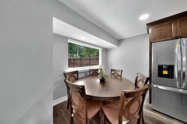 6912 Griggs St, Forest Hill, TX 76140 - dining area featuring light wood-style floors, baseboards, and recessed lighting