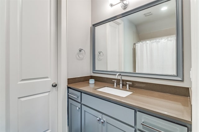 3970 Cobblestone Cir, Dallas, TX 75229 - bathroom featuring vanity
