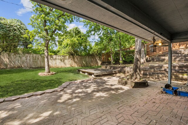 2207 Oakwood Ln, Arlington, TX 76012 - view of patio