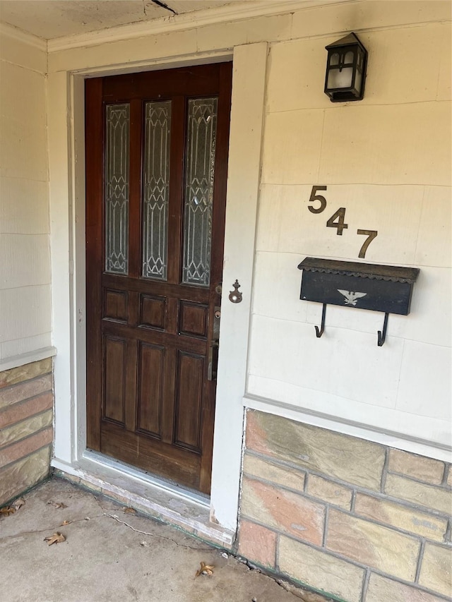 view of property entrance