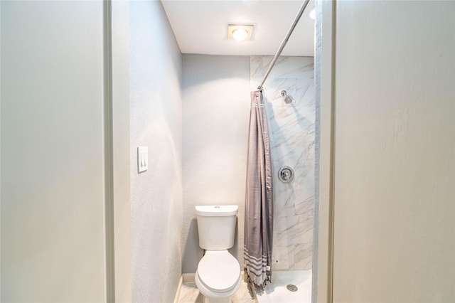13561 Waterfall Way, Dallas, TX 75240 - full bath featuring a shower stall and toilet
