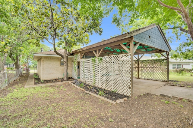 510 Allen Ave, Duncanville, TX 75137 - view of yard featuring fence and a carport