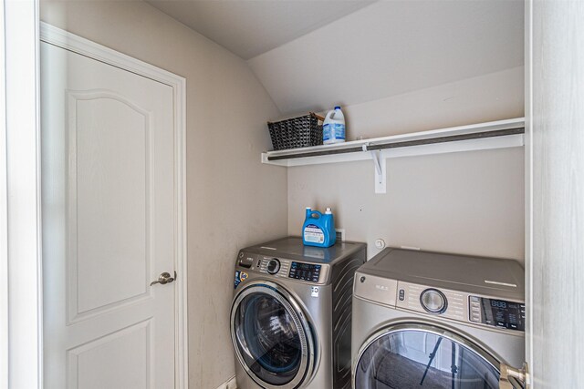 3001 Spring Ct, Midlothian, TX 76065 - washroom with independent washer and dryer