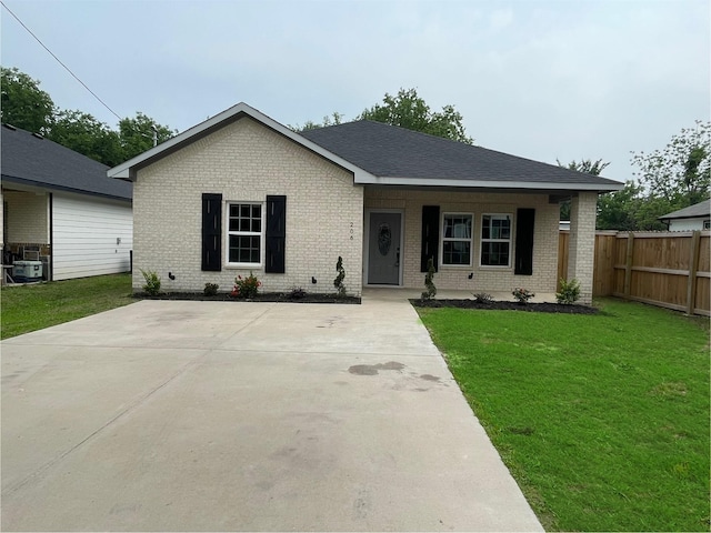 206 E Birch St, Campbell, TX 75422 - view of front facade with brick siding