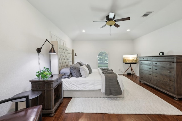 8820 Hunters Glen Trl, Fort Worth, TX 76120 - bedroom with dark wood-style floors, recessed lighting, and a ceiling fan