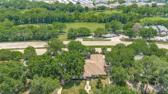 8820 Hunters Glen Trl, Fort Worth, TX 76120 - aerial view of property's location featuring a tree filled landscape
