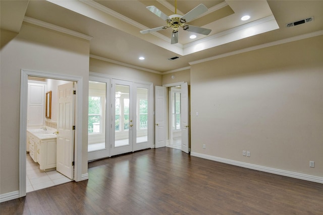 7712 Ravenswood Rd, Granbury, TX 76049 - empty room with wood finished floors, ornamental molding, ceiling fan, baseboards, and recessed lighting
