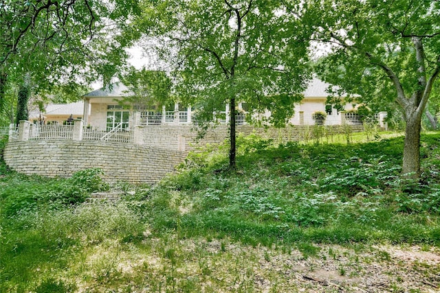 7712 Ravenswood Rd, Granbury, TX 76049 - view of yard featuring fence